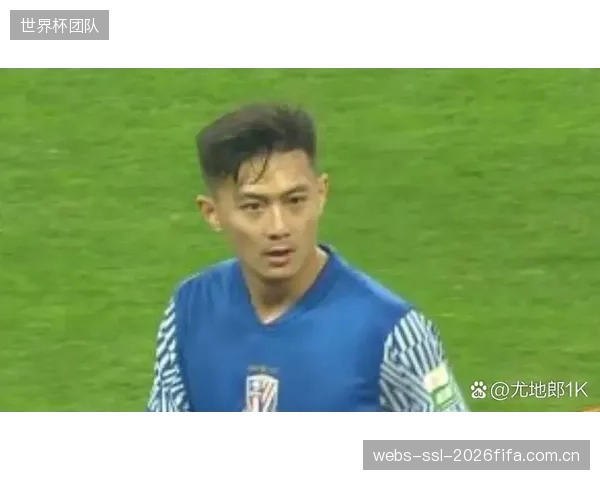 蒋圣龙作为申花后防线的定海神针，赛季26次首发全部打满并贡献4粒进球。